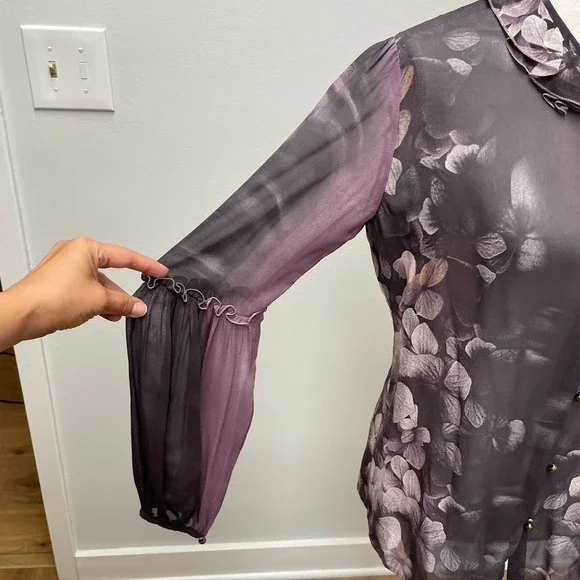 Roberto Cavalli Silk Chiffon Blouse Top Womens 44 Large Purple Floral Coquette